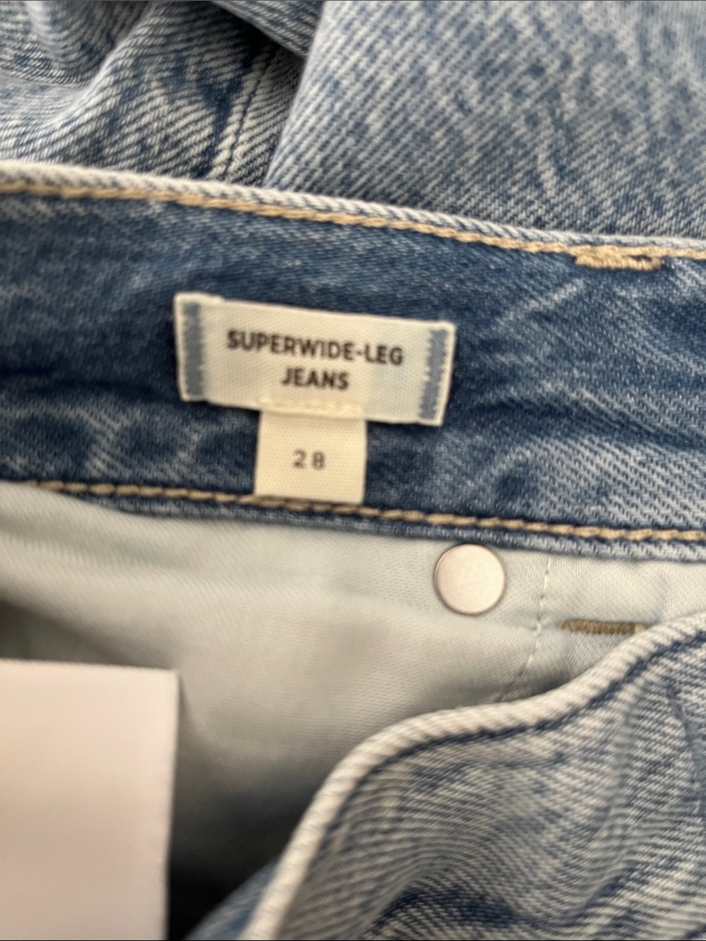 Madewell Superwide-Leg Jeans: Airy Denim Edition size 28 - Picture 4 of 4